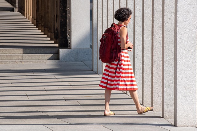 woman-640x480-28711275.jpeg