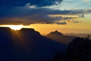 arizona-landscape-640x480-55859304.jpeg