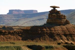 arizona-landscape-640x480-70972148.jpeg
