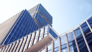 commercial-buildings-640x480-35165873.jpeg