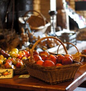 local-food-640x480-8448001.jpeg