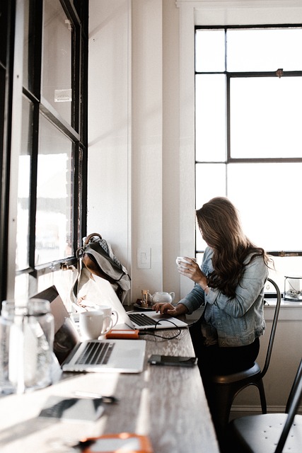 office-640x480-38970814.jpeg