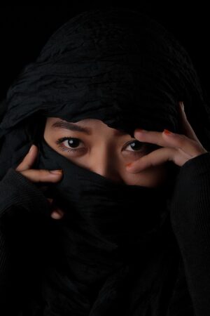 woman-640x480-81974554.jpeg