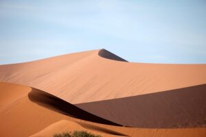 desert-640x480-51570402.jpeg